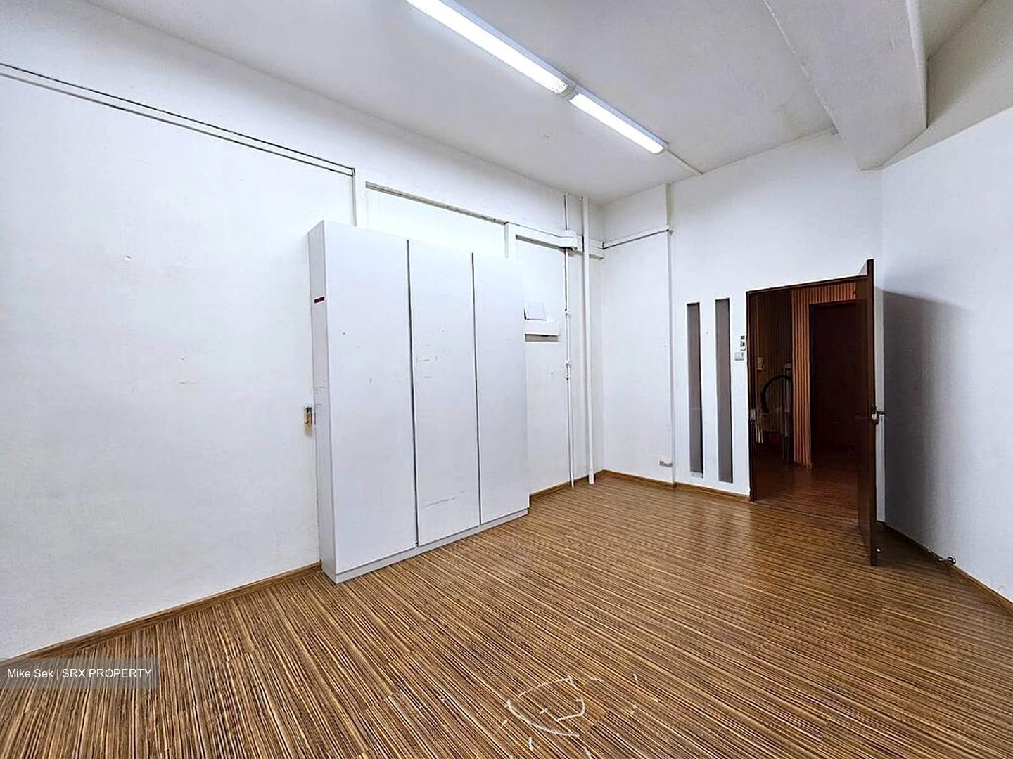 Kapo Factory Building (D13), Factory #504158201